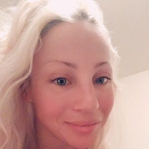 Meet your Posher, Leana